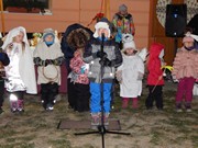 Rozsvícení stromečku u MŠ